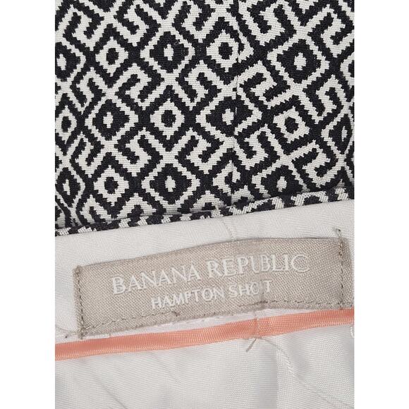 Banana Republic Women's Sz 4 Hampton Short Black/White Textured Diamond Shorts - Picture 7 of 9